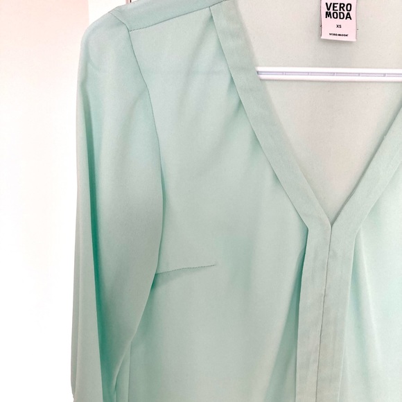 Mint Green Half Sleeve Blouse - XS - Picture 4 of 8